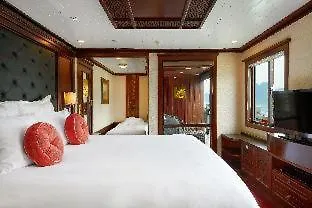 Paradise Peak Cruise  Ha Long